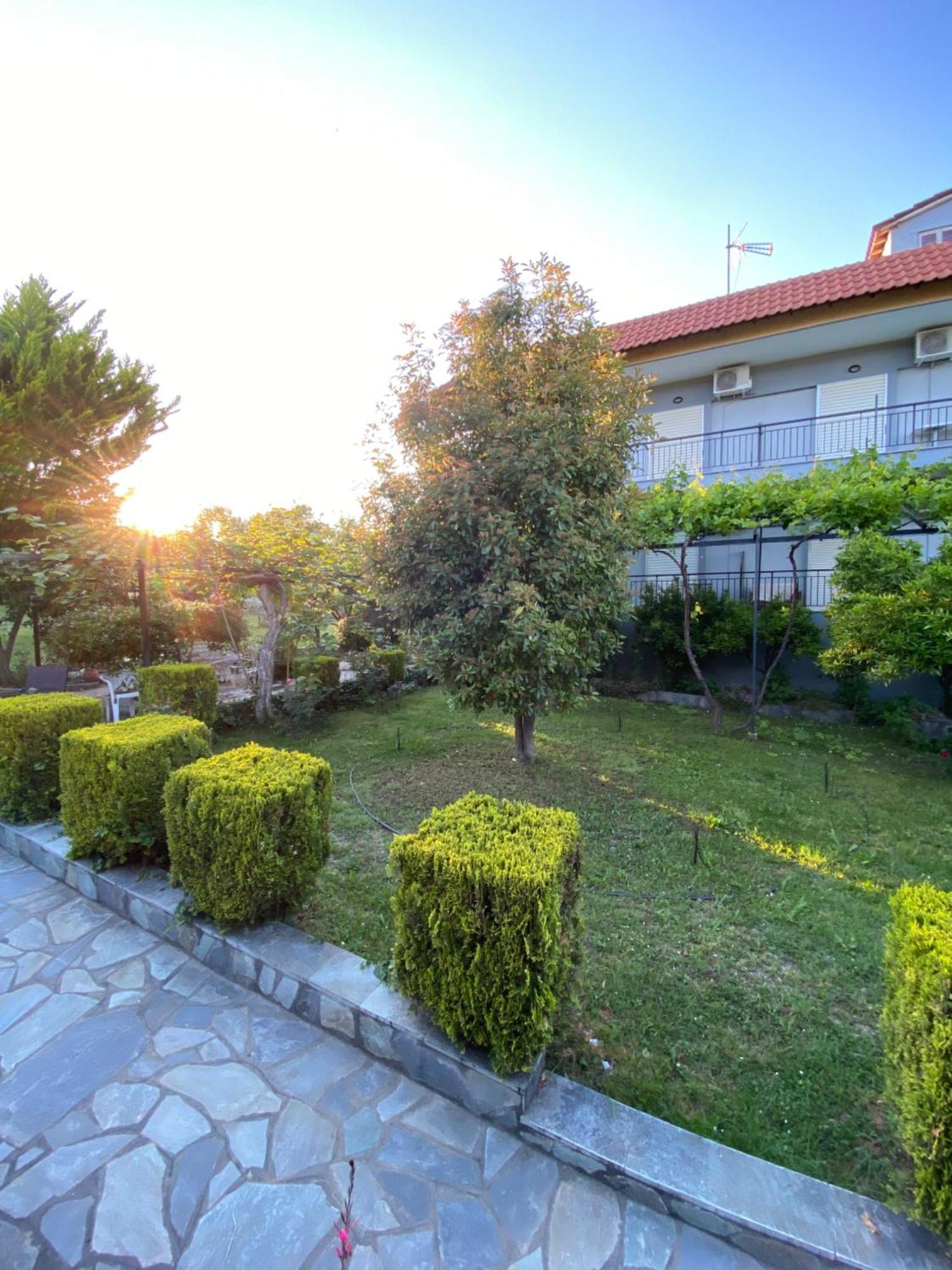 Harlaaki Apartment Litochoro Exterior photo